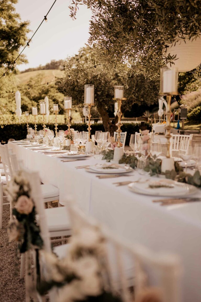 Destination wedding fotografie — trouwen in het buitenland vastgelegd in pure sfeer. ruiloft in het buitenland — professionele destination wedding fotograaf.